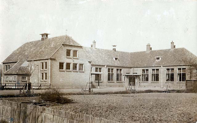 Aloysiusschool Maasland, ca. 1925