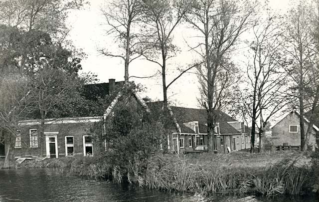 De boerderij Arendshoeve in ca. 1973